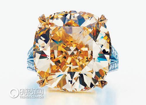 让梦幻钻戒点缀你新婚的蜜梦5