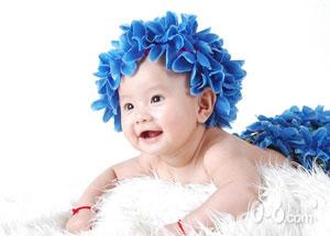 宝宝1岁内,各阶段动作发展_成长发育_新生儿(