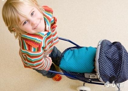 童车让宝宝难长大