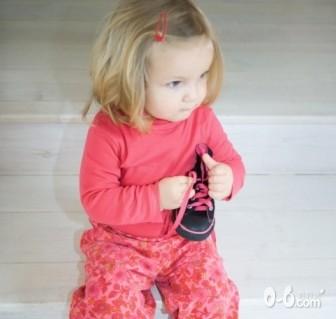 揭秘宝宝4大奇怪行为