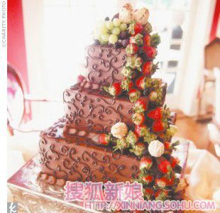 时下流行的婚庆蛋糕推荐7