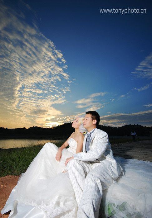 唯美的户外婚纱摄影照片8