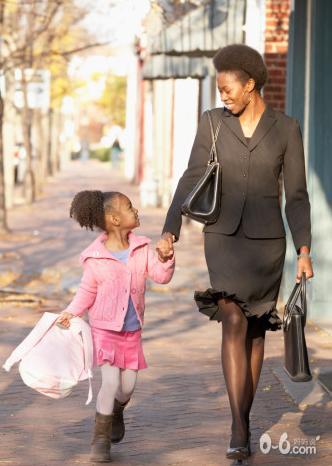 你应该学习这些表达对孩子的爱