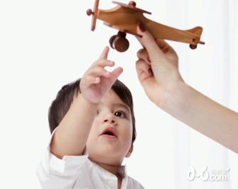 自创锻炼宝宝能力的游戏