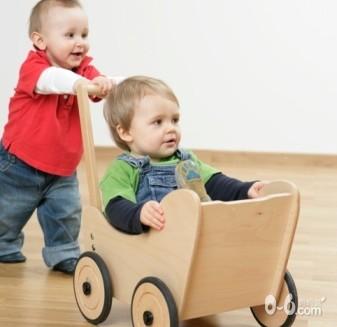 幼儿交往,混龄是必要的