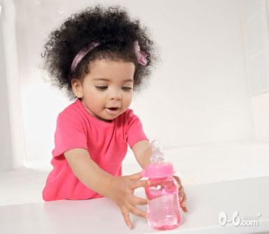 婴儿不适合喝矿泉水和纯净水