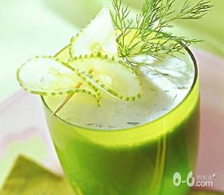 常给宝宝喝果汁好处多