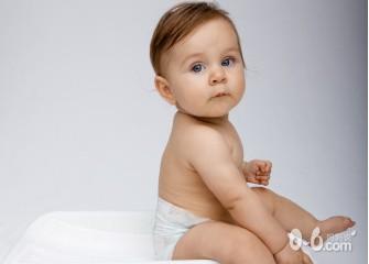 宝宝跟其他的小朋友打架,怎么办?