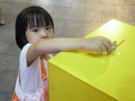 晚报义卖 拯救患病家庭