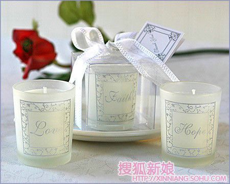 创意婚礼上的可爱蜡烛9