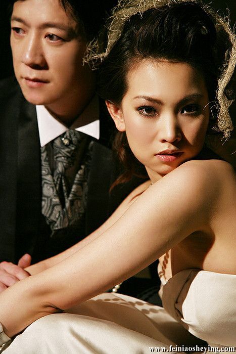 王微的非主流风格个性婚纱照14