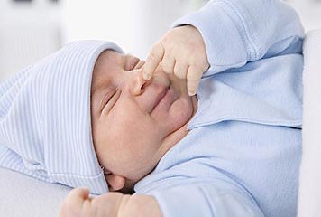 小儿过敏性鼻炎的按摩治疗法_新生儿(0-1岁)_