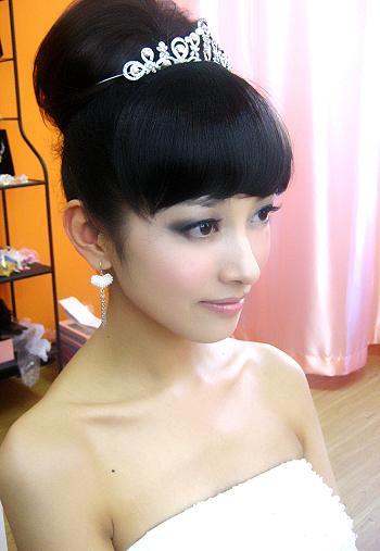 教你话化个精致新娘妆1