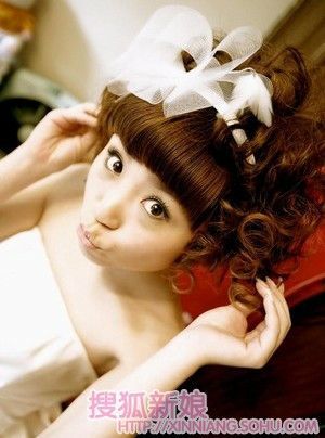 2010年时尚日韩新娘发型6