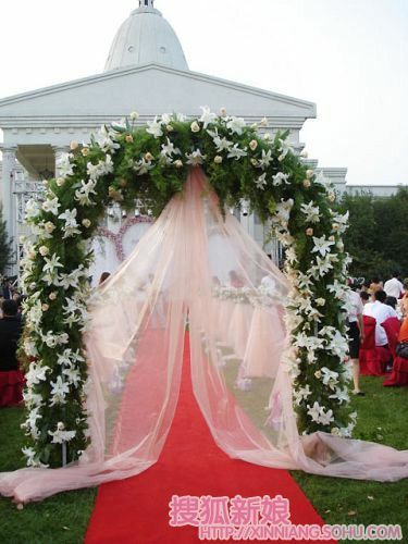 现代婚礼现场的四个布置方案1