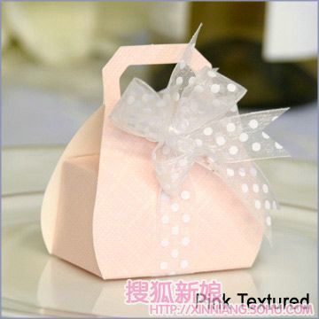 可爱礼盒提升婚礼时尚度2