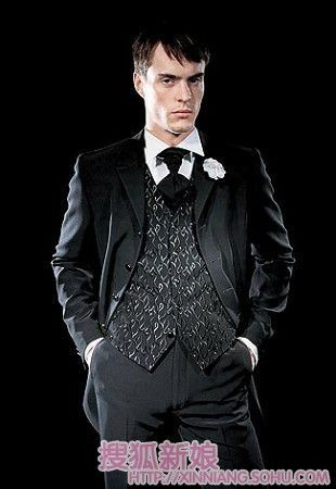 教你如何挑选新郎礼服2