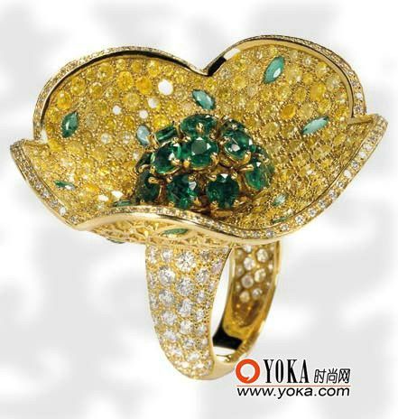 彩色珠宝戒指推荐2