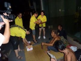 中秋节慰问露宿者关爱活动