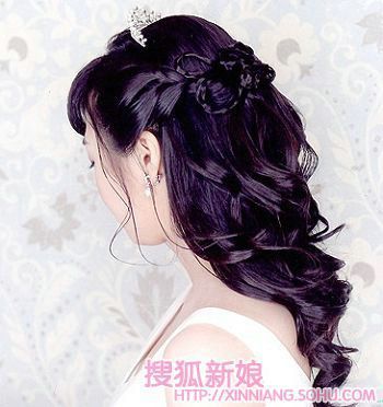 09时尚新娘发型推荐1