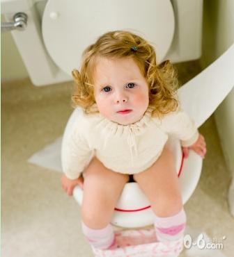 看宝宝臭臭，识宝宝健康