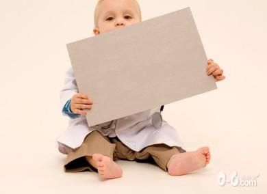 细数宝宝的五个成长危机