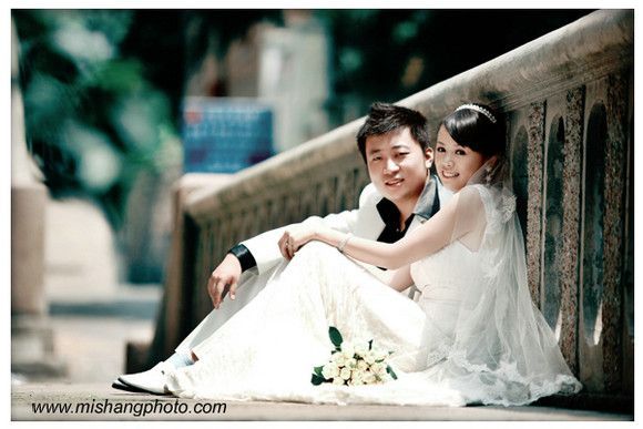 80后非主流婚纱写真照—盛装在季节的路上1