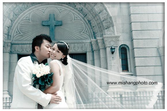 80后非主流婚纱写真照—盛装在季节的路上3