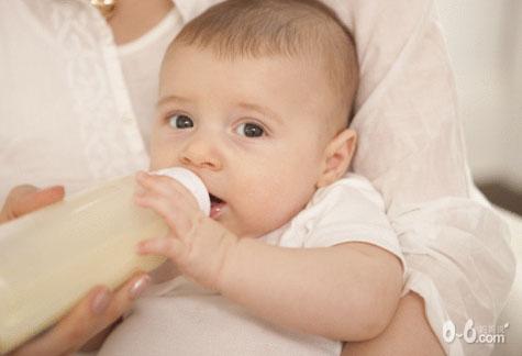 让宝宝轻轻松松断奶