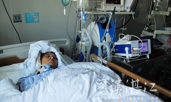 婴儿夭折、产妇休克半月未醒,谁之责?|晨光|农