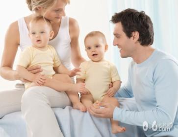 让双胞胎妈妈教你如何母乳喂养-经验篇