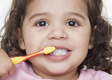 宝宝的牙齿健康