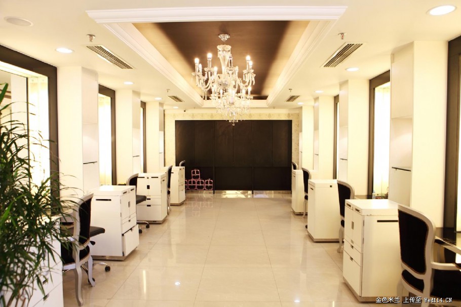 金色米兰室内展示图商业摄影