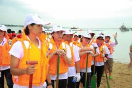 第六届湛江龙舟邀请赛精彩留影之情暖女队篇