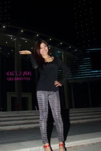 金沙湾夜拍之模特呱呱