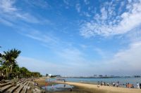 蓝蓝的天上白云飘（一）