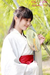 南国花园汉服之良药