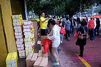 新春佳节将到，情暖湛江志愿者服务队慰问孤寡老人和困难户[剪影]