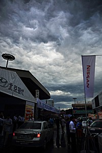 妖气冲天难怪车展暴雨连连