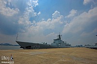 美军夏洛号巡洋舰上遛达记