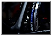 拍于品牌捷安特自行车零部件细节