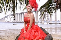 美女靓女和她的伙伴们