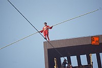 今天，你在走钢丝吗？