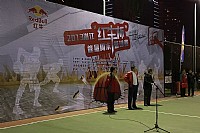 “红牛杯”能量周末篮球赛赛前准备