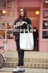 最新街拍锦绣华景