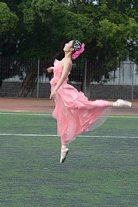 舞--(学快速连拍)