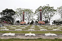 青山埋忠骨 清明祭英烈——向英烈学习，为英烈墓碑描摹活动