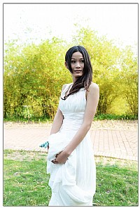 周日南国外拍妹纸