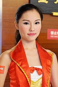 佳能演，尼康拍！