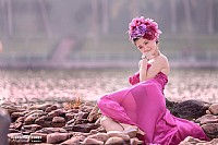 寸金倩影--金秋姑娘